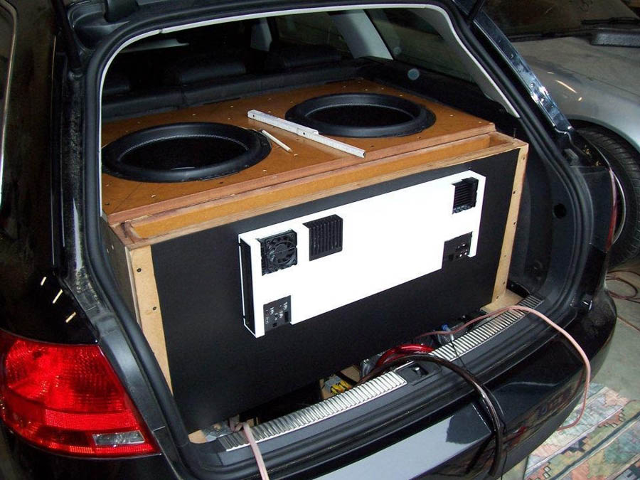 gebroken Behoort Proberen Autoradio installeren Antwerpen | Audioinstallatie auto | VKtronics